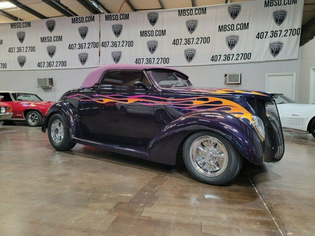 1937 Ford Street Rod Cabriollet