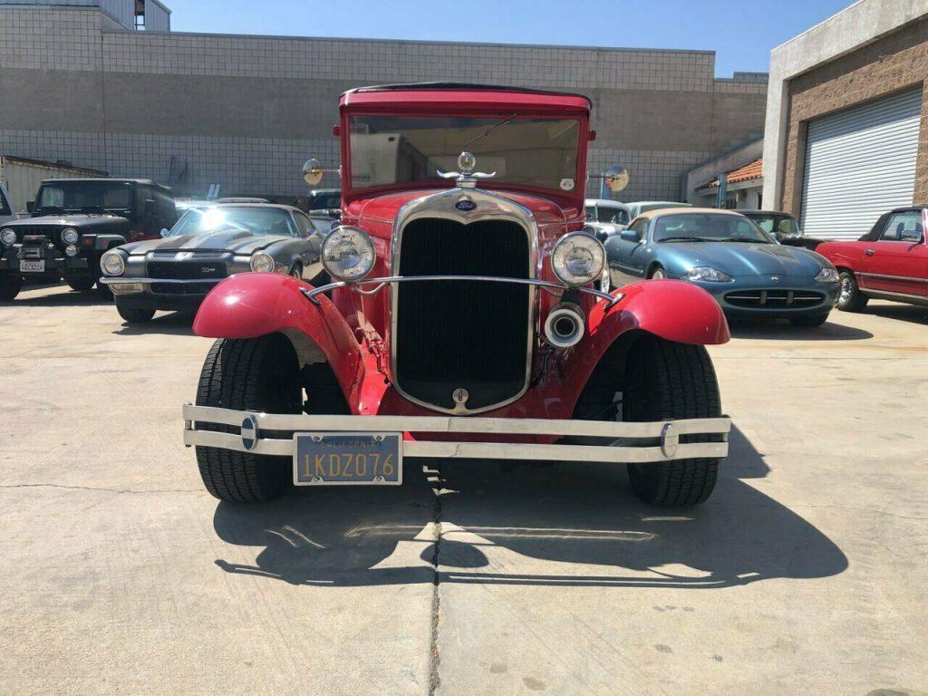 1930 Ford Sedan