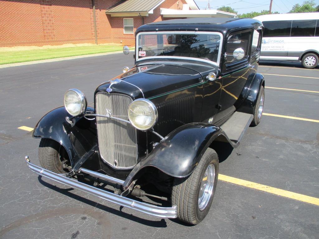 1932 Ford Sedan for sale!