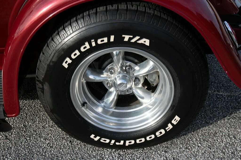 1932 Ford Coupe Deluxe