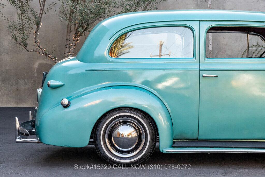 1939 Chevrolet Master Deluxe 2-Door Sedan