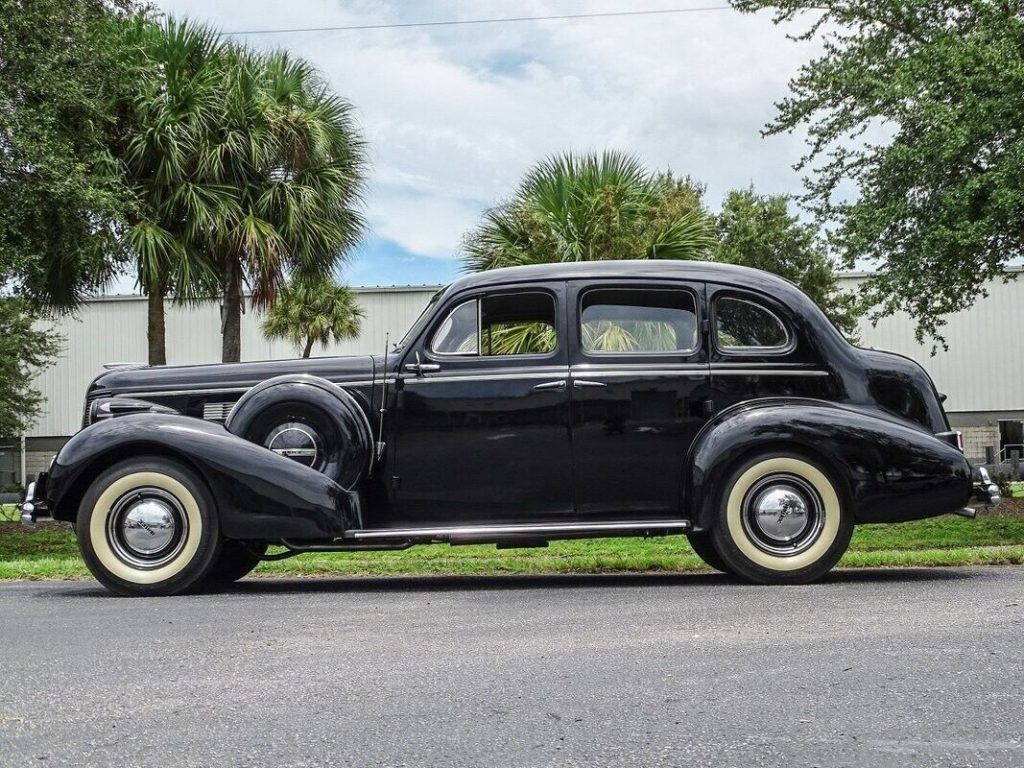 1937 Buick Century Humpback Sedan
