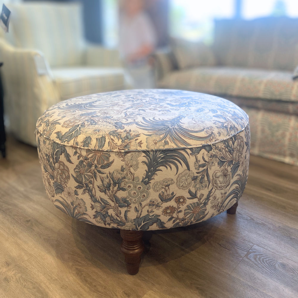 Picture of Best Home Furnishings | Round Ottoman