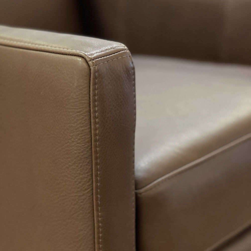Picture of Brentwood Classics | Glen Swivel Chair