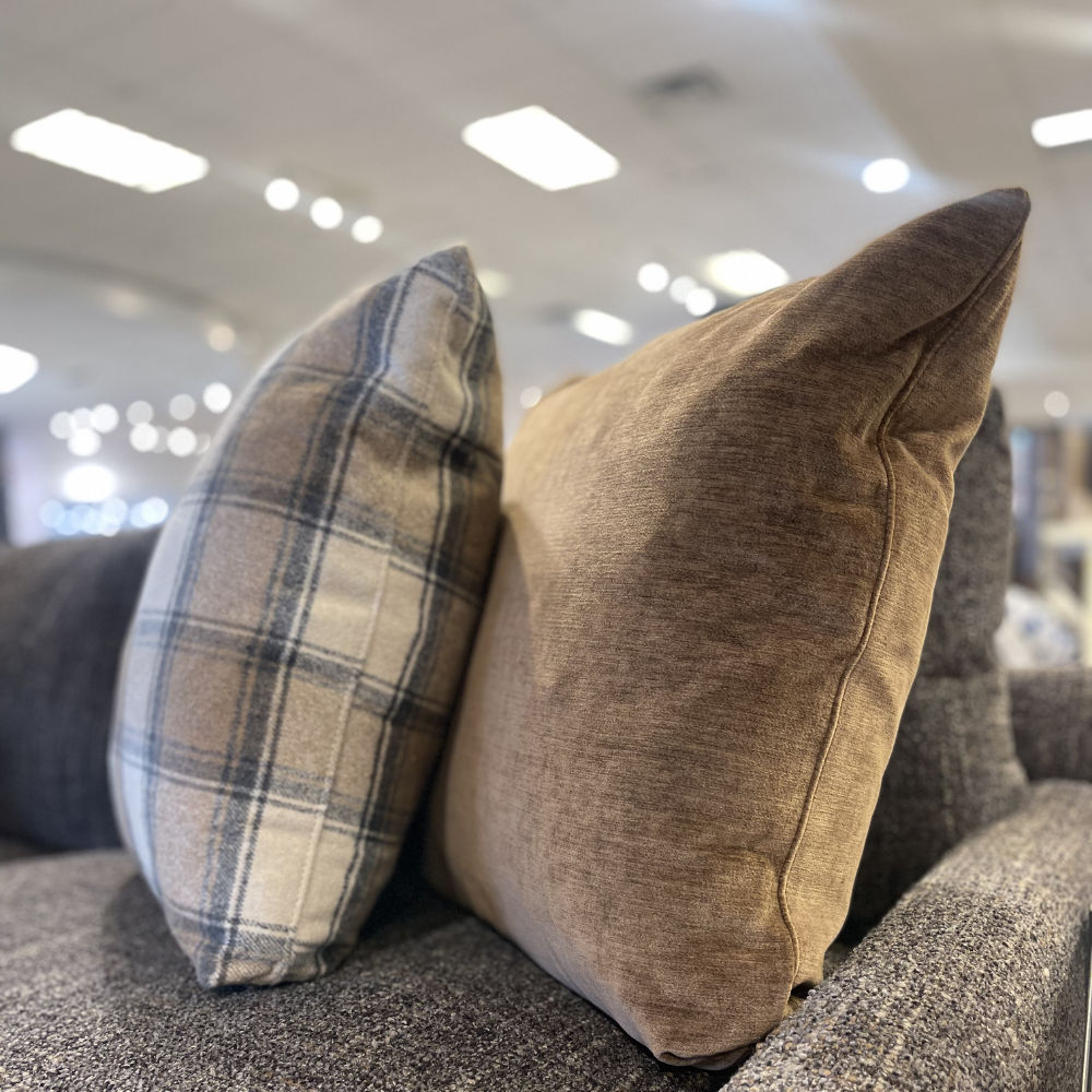 Picture of Craftmaster | 7547 Sofa