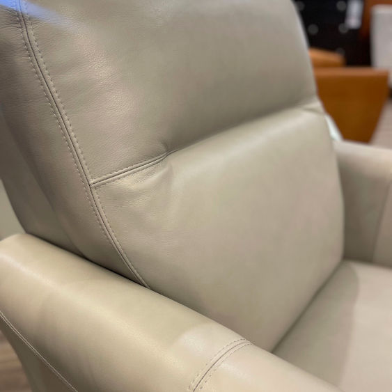 Picture of Leather Craft | 622 Pushback Chair