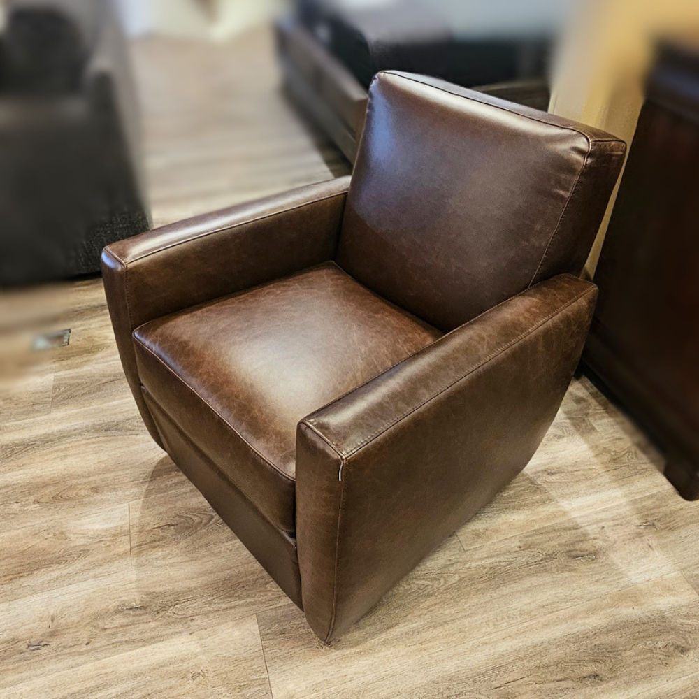 Picture of LeatherCraft | 747 Swivel Glider Chair
