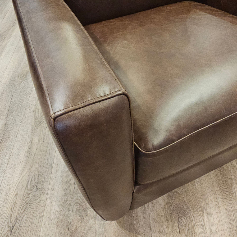 Picture of LeatherCraft | 747 Swivel Glider Chair