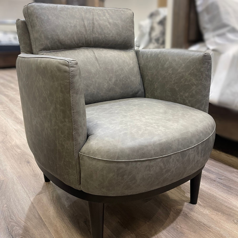 Picture of Leather Craft | 753 Chair
