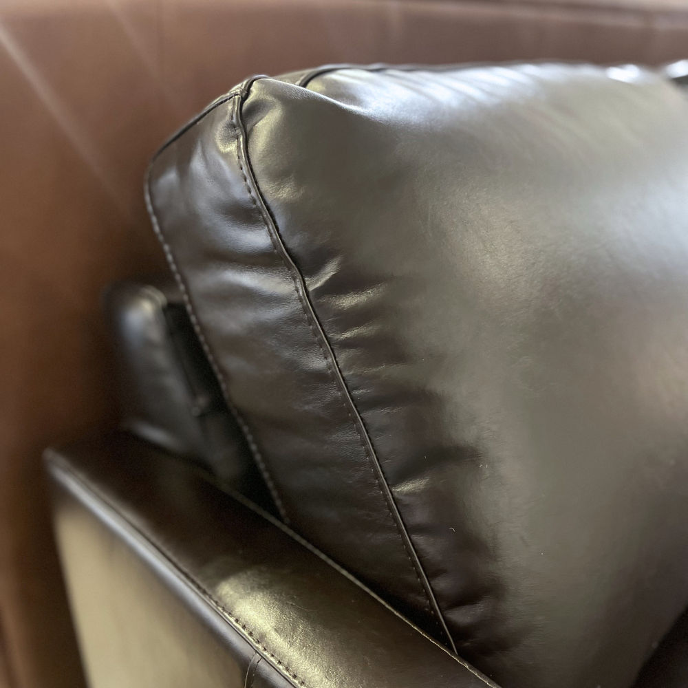 Picture of Leathercraft | Cosmopolitan Sofa
