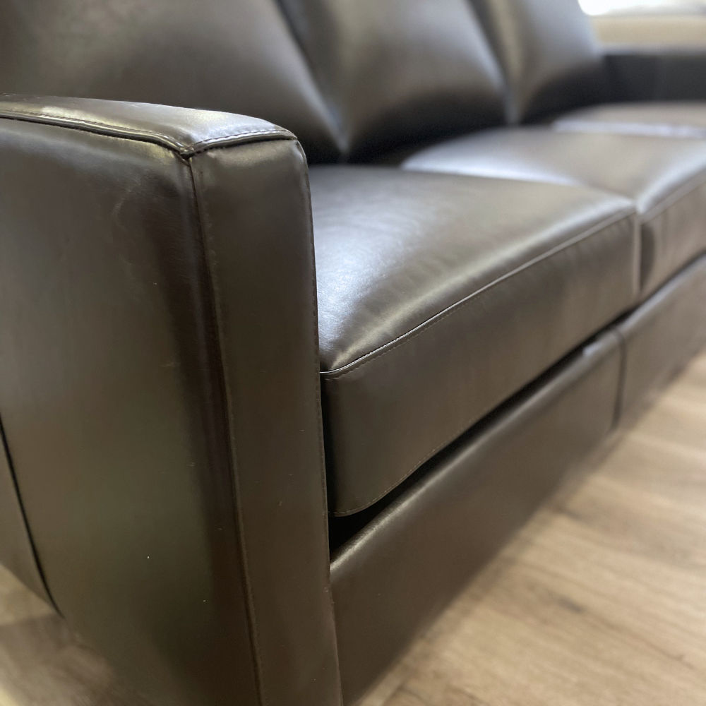 Picture of Leathercraft | Cosmopolitan Sofa