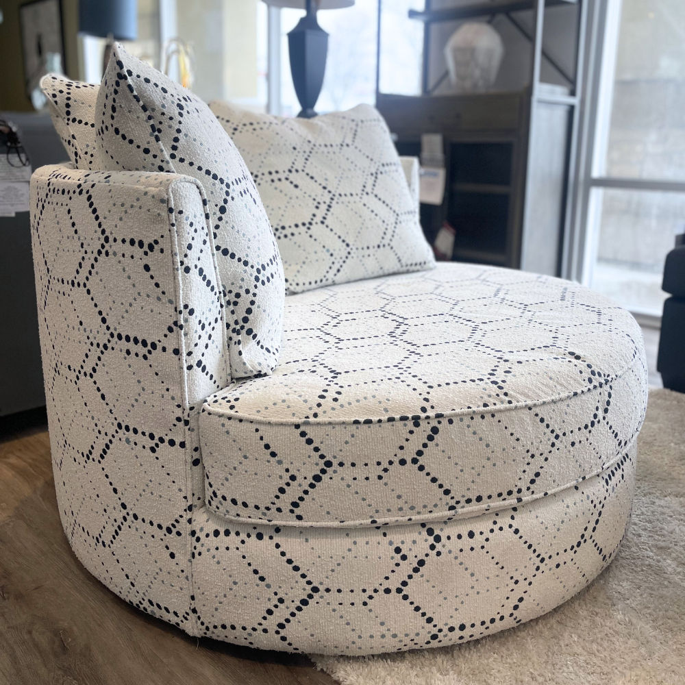 Picture of Palliser | Sutton Swivel Chair