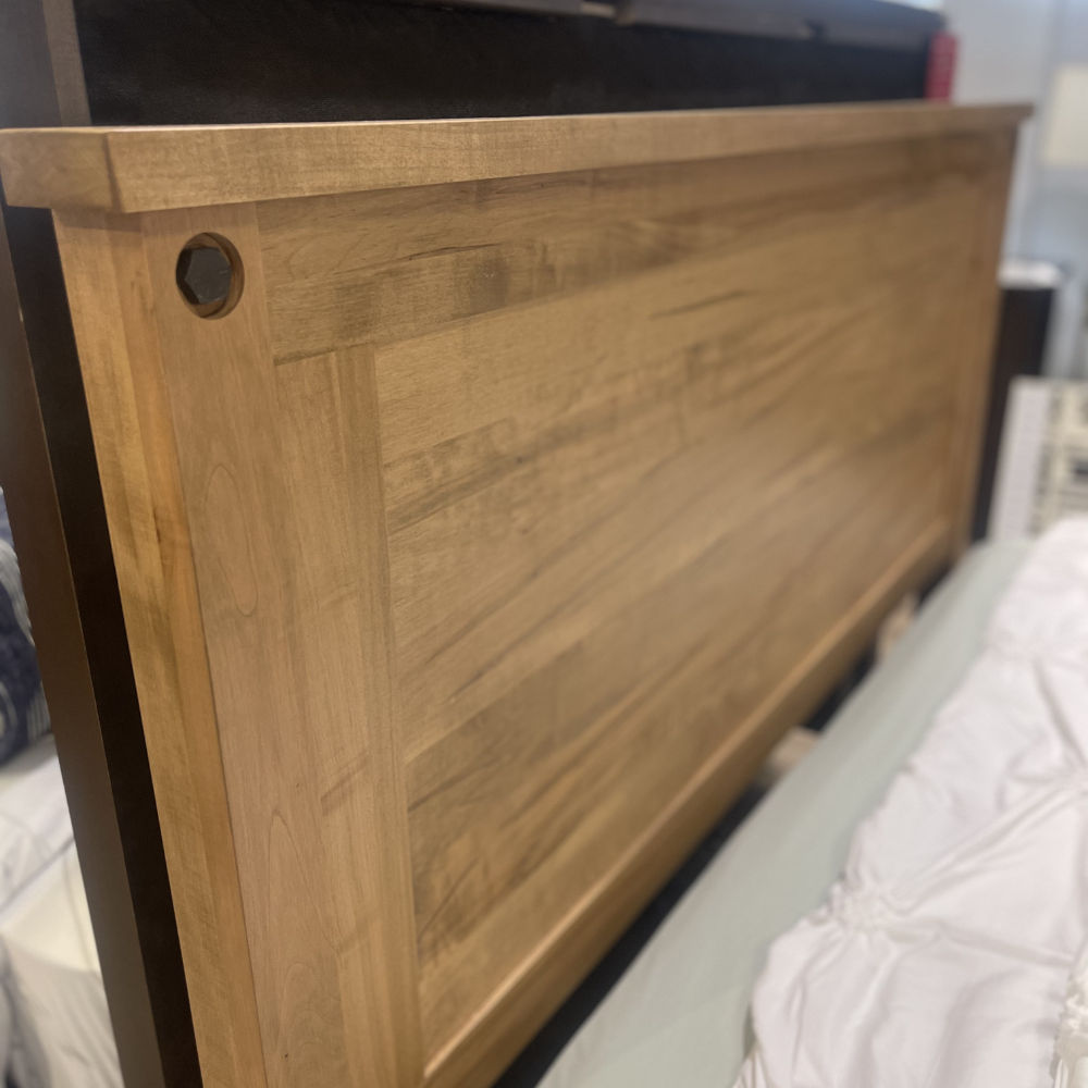 Picture of Vokes | Chantry Queen Bed