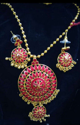 Red stone embellished Japi Necklace Set for Women(#1558)-gallery-0