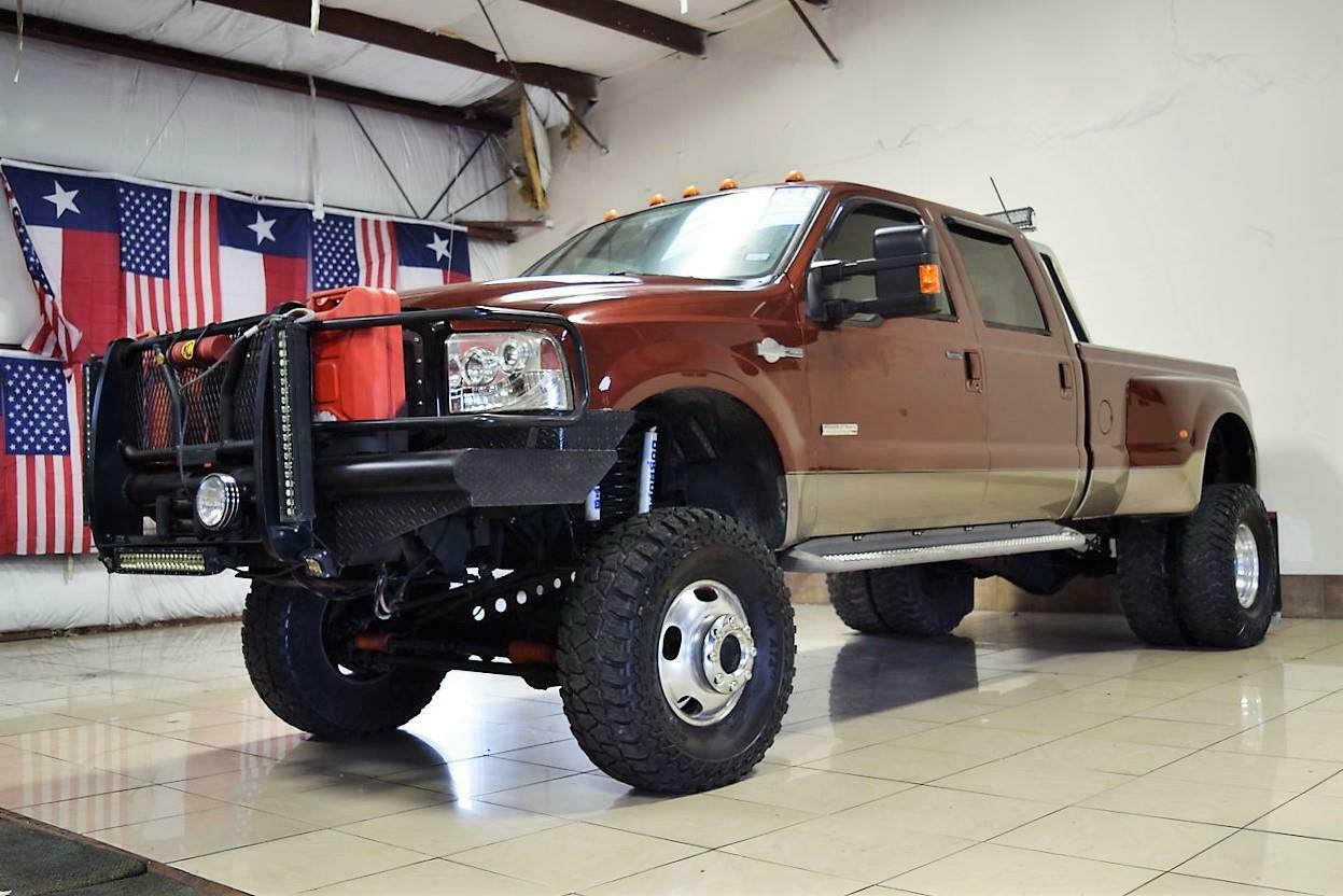 loaded 2005 Ford F 350 King Ranch custom Custom trucks for sale