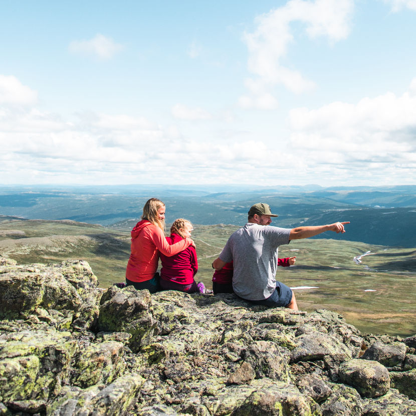 Tur Geilo byr på noen av Norges flotteste fjellturer. Ta med hele familien og skap minner sammen.