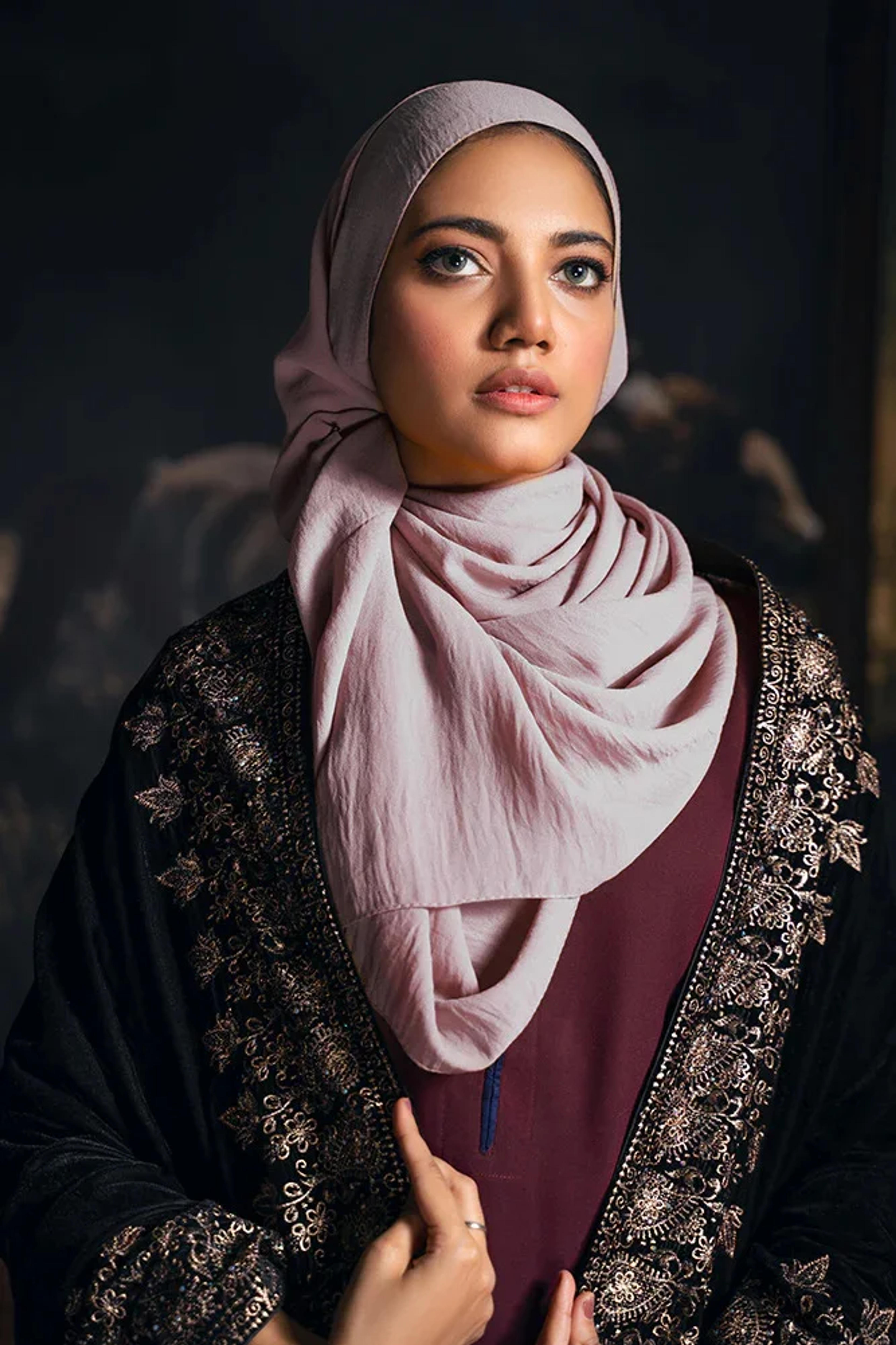 Sarwat Shawls photo 3