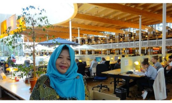 Sri Winarsi foto profil