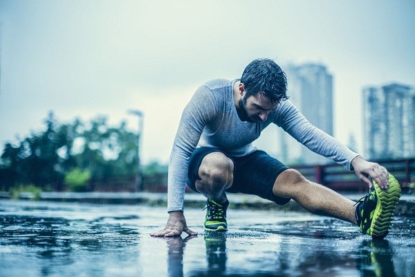 Dilakukan Sebelum Olahraga Inilah 10 Manfaat Pemanasan Stretching