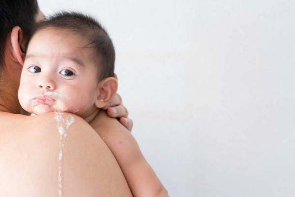 Jangan Panik Bun Ini Penyebab Bayi Gumoh Dan Cara Mengatasinya