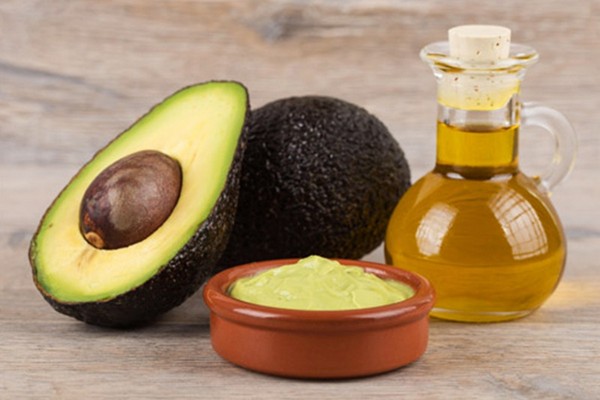 Cara Membuat Hair Mask Dari Alpukat Untuk Rambut Kering