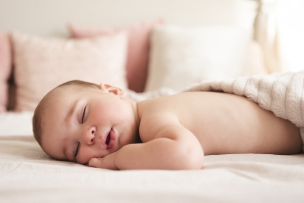 5 Cara Mengatasi Bayi Menangis Tiap Malam Wajib Tahu