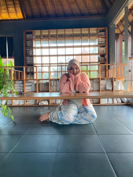 Shella foto profil
