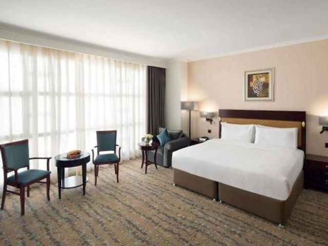 Anwar Madinah Movenpick