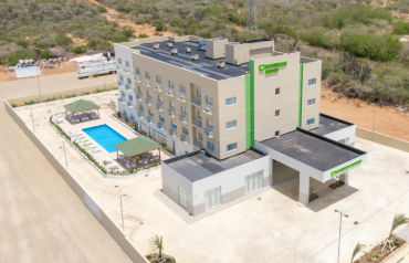 Transportation from Punta Cana Airport to Wyndham Garden El Morro Montecristi