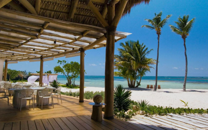 Hotel La Tortuga Accommodation and Gardens