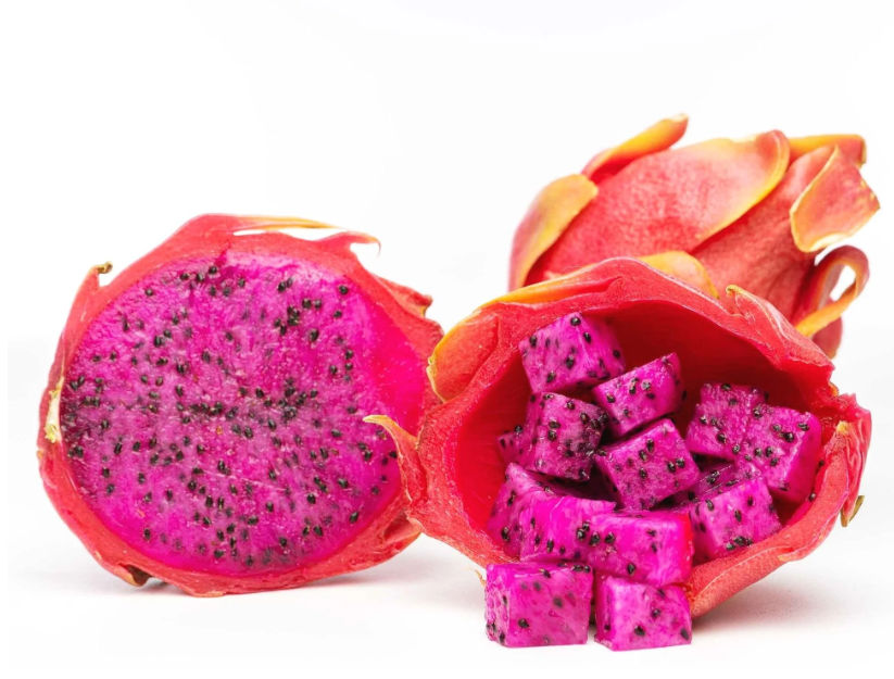Tabla de datos sobre el crecimiento y rendimiento de las plantaciones de pitahaya.