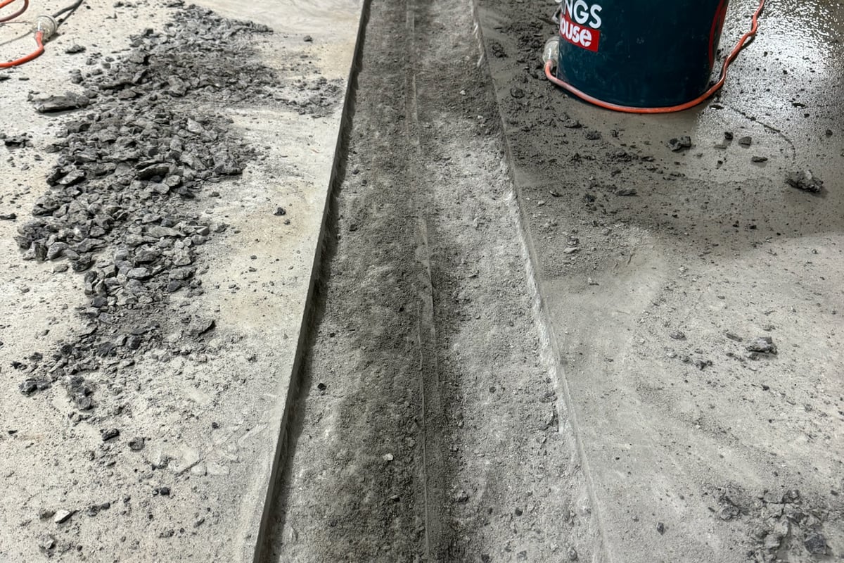 Complete removal of failed original sealant