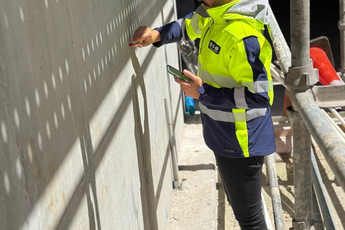 Modern expansion joint reconstruction