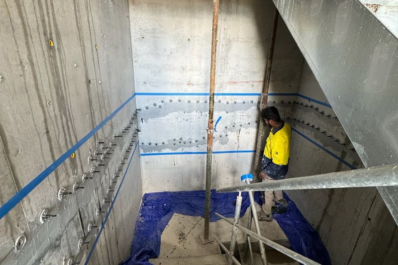 Custom lime mortar mixing matching original composition