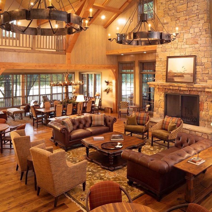 First Flourishes - Luxury pool with mountain views