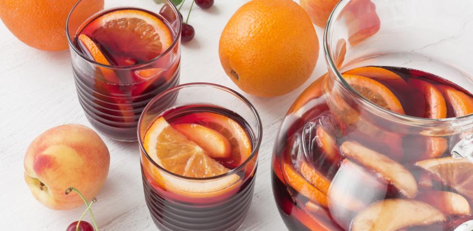 Los 7 errores que cometes al preparar tu sangría