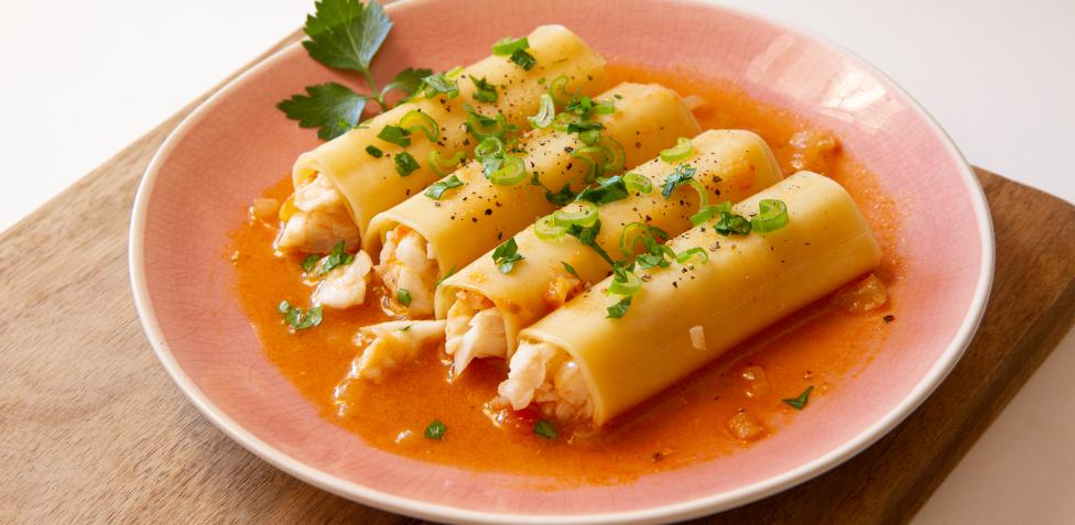 Sorprende con esta exquisita receta de canelones de pescado y marisco