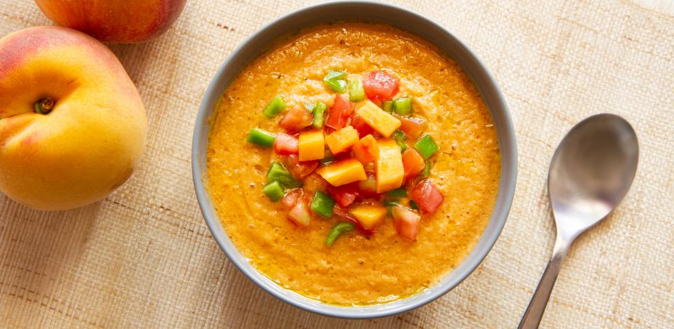 La receta más original de gazpacho de melocotón