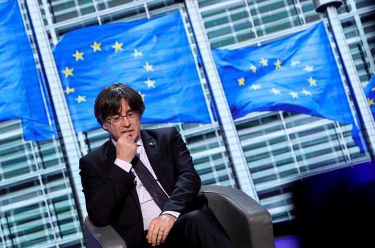 El Parlamento Europeo levanta la inmunidad a Puigdemont