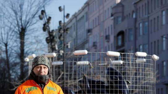 Rusia desmantela, tras años de críticas, la mayor 'cárcel de ballenas' del mundo