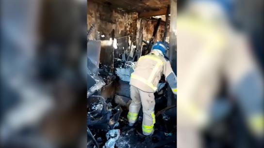 Hallado el cadáver de una cuarta víctima del incendio en la nave de Badalona