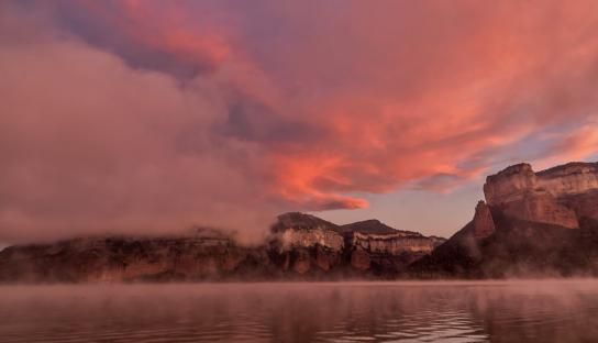 La magia del pantano de Sau a las puertas del invierno