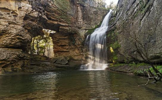 ¿Cómo suena la cascada de La Foradada?