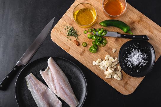 La original receta de tiradito de lubina a la bilbaína