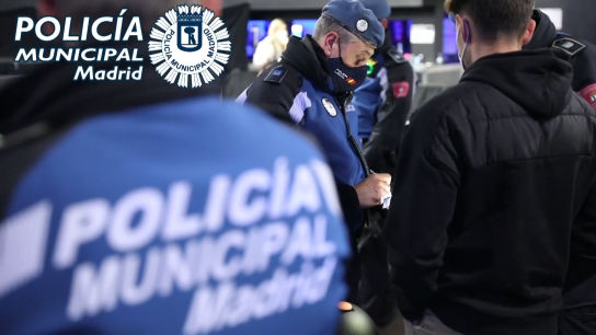 Los jueces ven "desproporcionado" el método policial de la 'patada en la puerta' por las fiestas ilegales