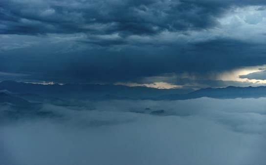 El espectáculo de la niebla en la Plana de Vic