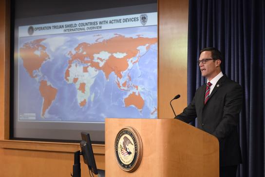 Las trampas de la policía en el ciberespacio para cazar a los criminales