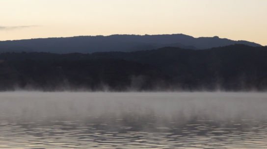 El misterioso humo del pantano de Sau