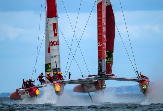 ¿Un pájaro? ¿Un avión? No, son los catamaranes voladores de SailGP, el 'All Star' del mar