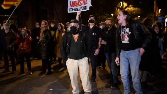 Villarejo culpa al CNI del 17-A y los socios de Sánchez piden explicaciones